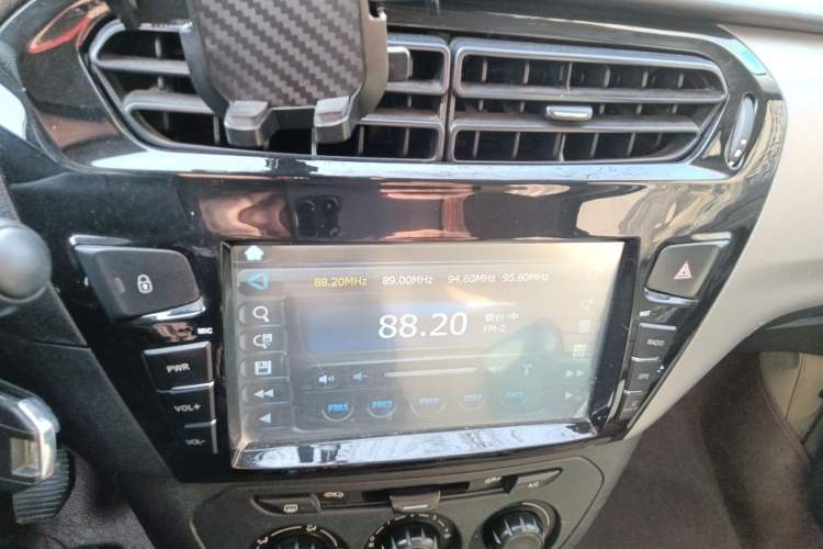 Used Citroen Elysee 2014 1.6L Manual Fashion Edition Audio And AC Panel