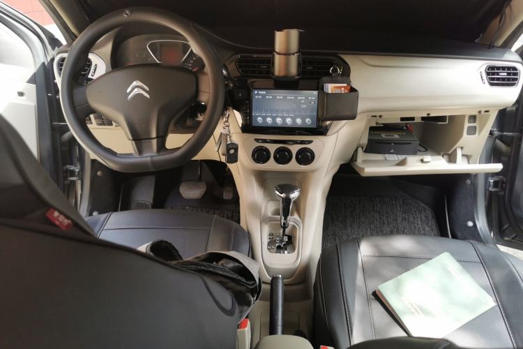 Used Citroen Elysee 2014 WTCC Commemorative Edition 1.6L Automatic Fashion Model Center Console