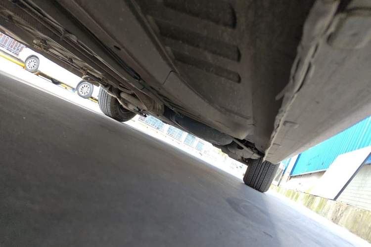 Used Citroen Elysee 2014 1.6L Manual Fashion Model with Sunroof CNG Version Chassis Front Left