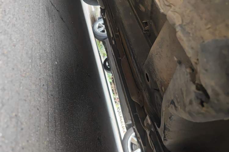 Used Citroen Elysee 2014 1.6L Manual Fashion Model CNG Chassis Front Right