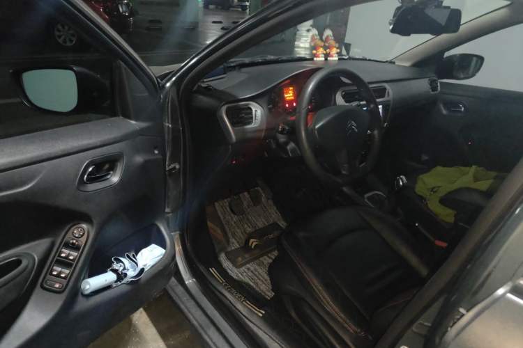 Used Citroen Elysee 2014 1.6L Manual Fashion Edition Driver Seat