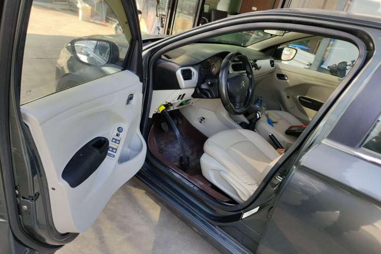 Used Citroen Elysee 2014 1.6L Manual Fashion Edition Driver Seat