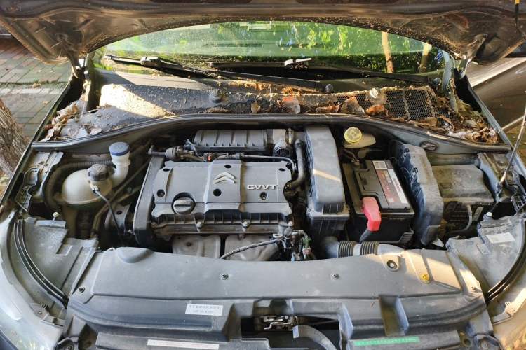 Used Citroen Elysee 2014 1.6L Manual Comfort Model Engine Bay