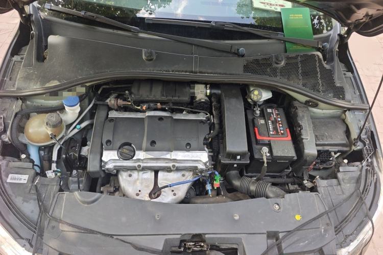 Used Citroen Elysee 2014 1.6L Manual Fashion Edition Engine Bay