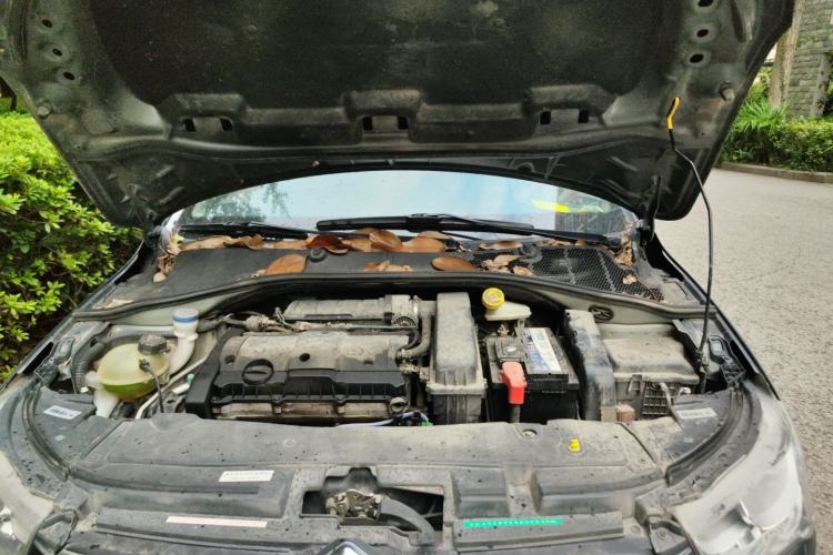 Used Citroen Elysee 2014 1.6L Manual Comfort Model Engine Bay