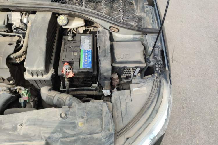 Used Citroen Elysee 2014 1.6L Manual Comfort Model Engine Bay Left