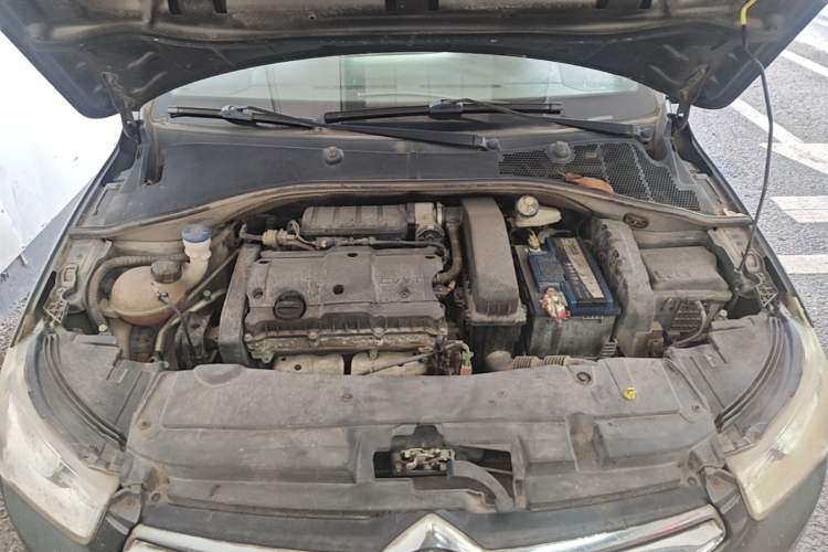 Used Citroen Elysee 2014 1.6L Manual Fashion Edition Engine Bay