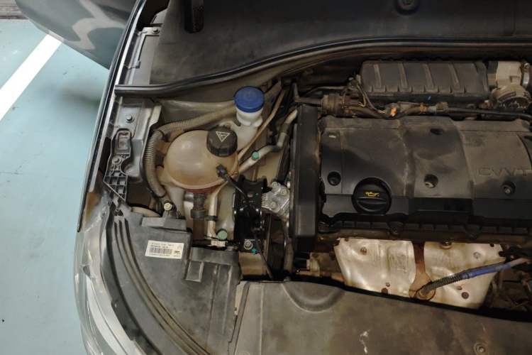 Used Citroen Elysee 2014 1.6L Manual Fashion Edition Engine Bay Right