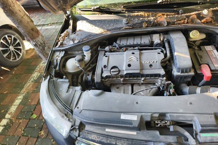 Used Citroen Elysee 2014 1.6L Manual Comfort Model Engine Bay Right