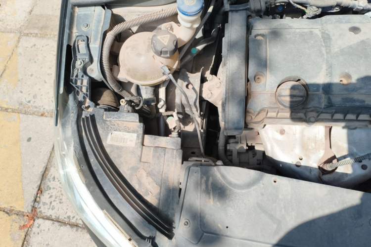 Used Citroen Elysee 2014 1.6L Manual Comfort Model Engine Bay Right