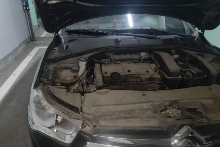 Used Citroen Elysee 2014 1.6L Manual Fashion Edition Engine Bay Right