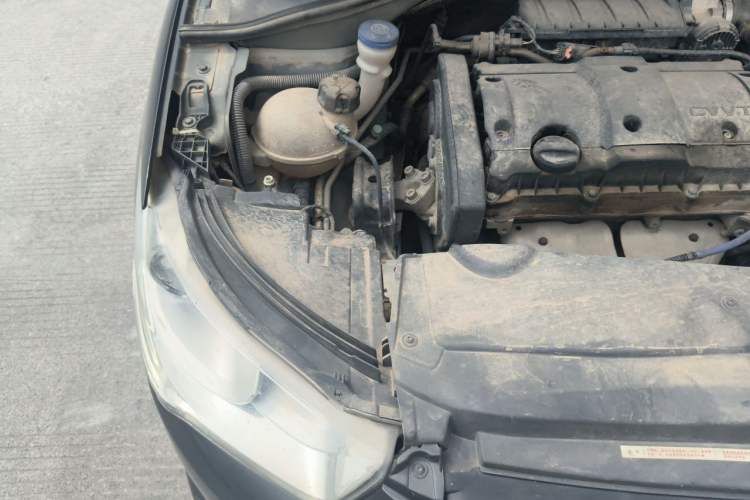 Used Citroen Elysee 2014 1.6L Manual Fashion Edition Engine Bay Right