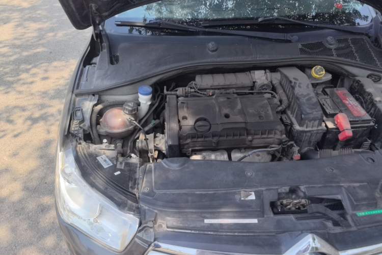 Used Citroen Elysee 2014 1.6L Manual Comfort Model Engine Bay Right