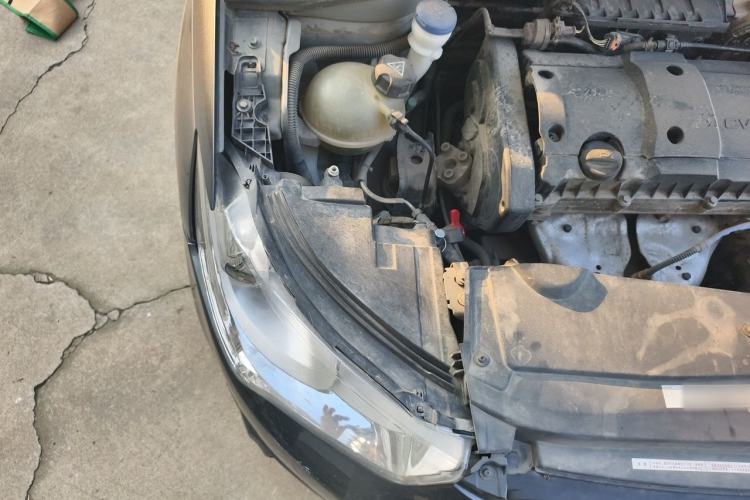 Used Citroen Elysee 2014 1.6L Manual Fashion Model CNG Engine Bay Right
