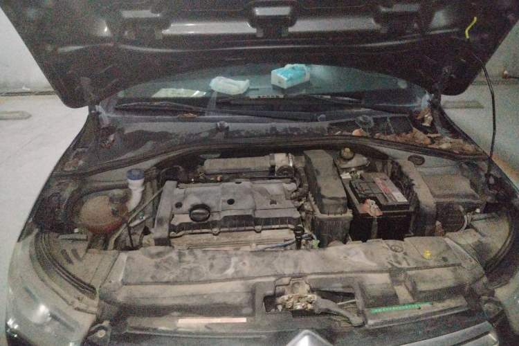 Used Citroen Elysee 2014 1.6L Manual Fashion Edition Engine Bay