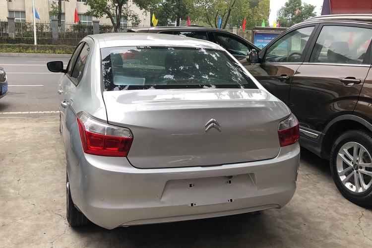 Used Citroen Elysee 2014 1.6L Automatic Fashion Model Exterior 4
