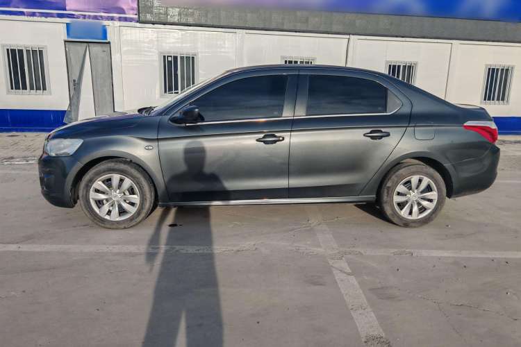 Used Citroen Elysee 2014 1.6L Manual Fashion Edition Exterior 4