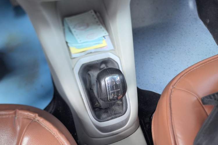 Used Citroen Elysee 2014 1.6L Manual Fashion Edition Gear Lever