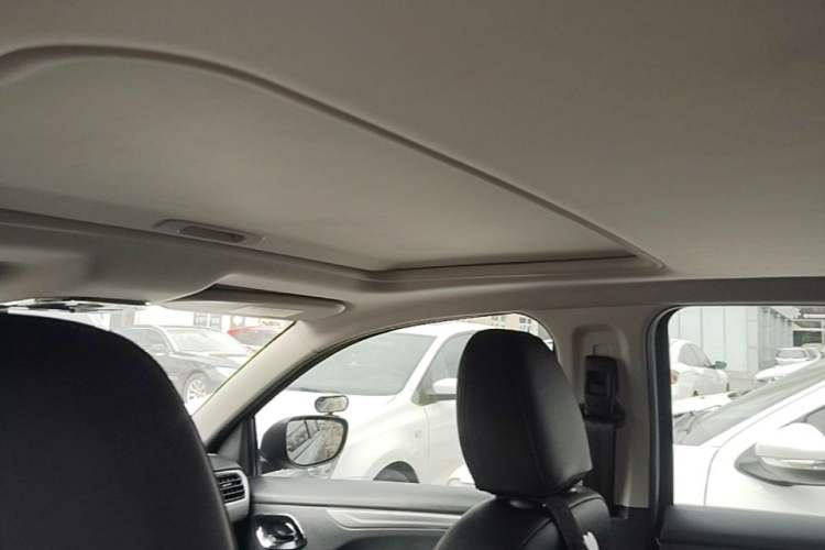 Used Citroen Elysee 2014 1.6L Automatic Comfort Model Headliner