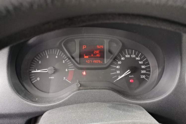 Used Citroen Elysee 2014 1.6L Automatic Fashion Model Instrument Cluster