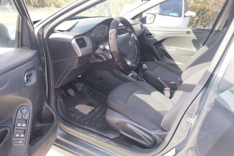 Used Citroen Elysee 2014 1.6L Manual Fashion Edition Interior 3