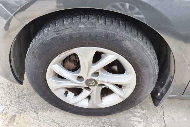 Used Citroen Elysee 2014 1.6L Manual Fashion Edition Left Front Wheel Hub