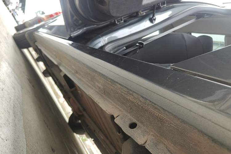 Used Citroen Elysee 2014 1.6L Manual Comfort Model Left Side Sill
