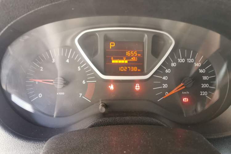 Used Citroen Elysee 2014 WTCC Commemorative Edition 1.6L Automatic Fashion Model Odometer Close Up
