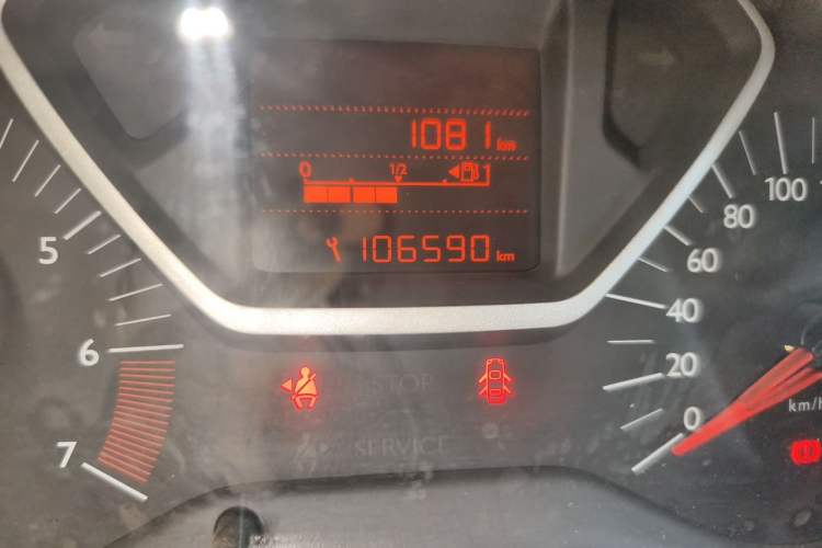 Used Citroen Elysee 2014 1.6L Manual Comfort Model Odometer Close Up