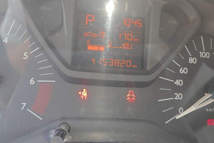 Used Citroen Elysee 2014 1.6L Automatic Fashion Model Odometer Close Up