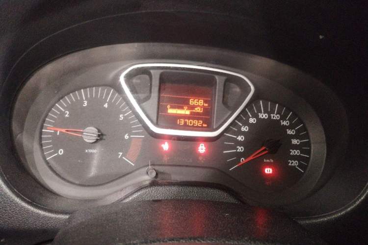 Used Citroen Elysee 2014 1.6L Manual Fashion Edition Odometer Close Up
