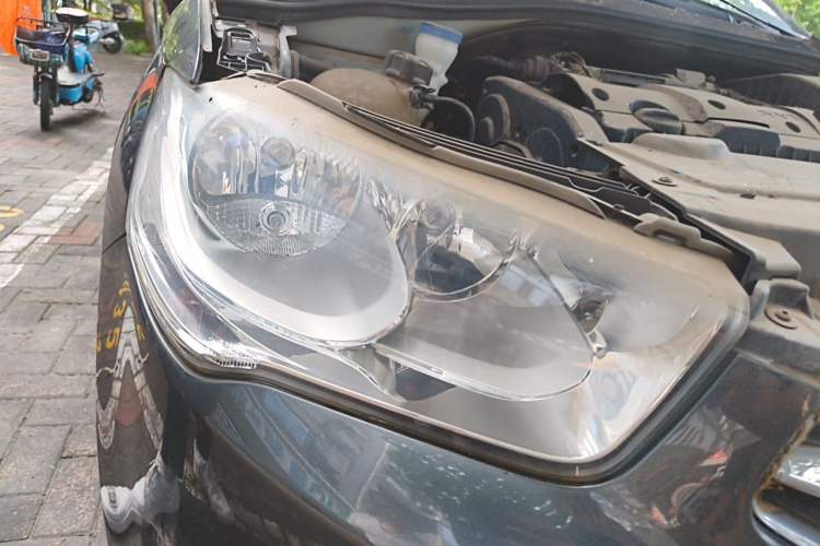 Used Citroen Elysee 2014 1.6L Manual Fashion Edition Right Front Headlight
