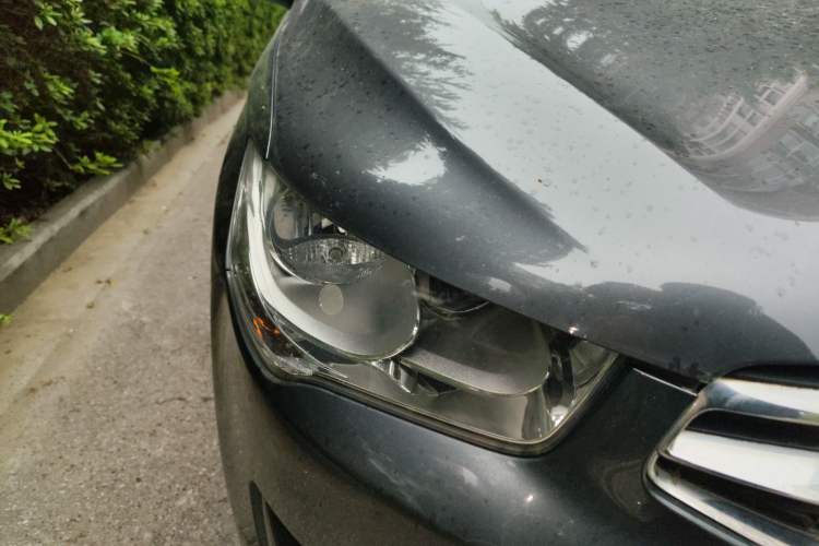 Used Citroen Elysee 2014 1.6L Manual Comfort Model Right Front Headlight