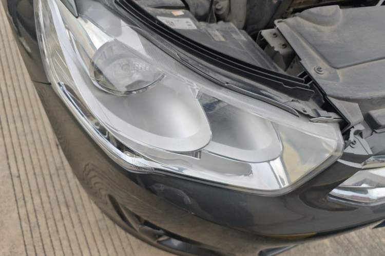 Used Citroen Elysee 2014 1.6L Automatic Fashion Model Right Front Headlight