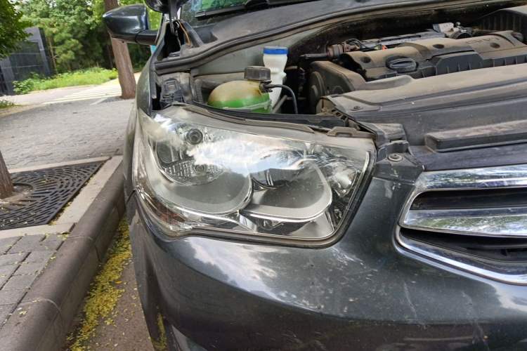 Used Citroen Elysee 2014 1.6L Manual Comfort Model Right Front Headlight