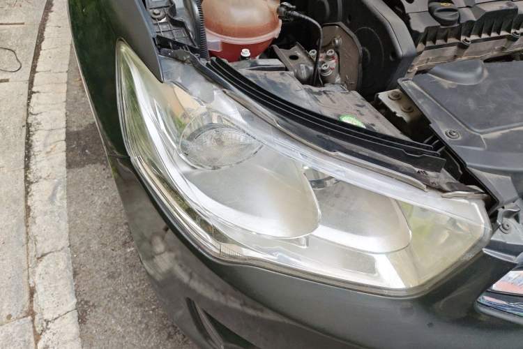 Used Citroen Elysee 2014 1.6L Automatic Fashion Model Right Front Headlight