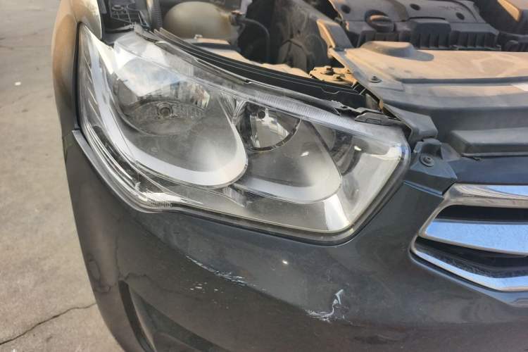 Used Citroen Elysee 2014 1.6L Manual Fashion Model CNG Right Front Headlight