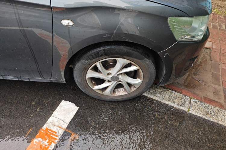 Used Citroen Elysee 2014 WTCC Commemorative Edition 1.6L Manual Fashion Model Right Front Wheel Hub