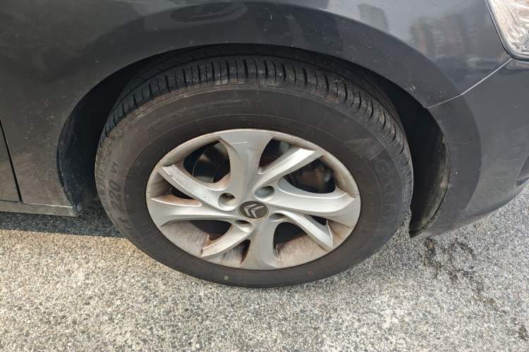 Used Citroen Elysee 2014 1.6L Manual Comfort Model Right Front Wheel Hub