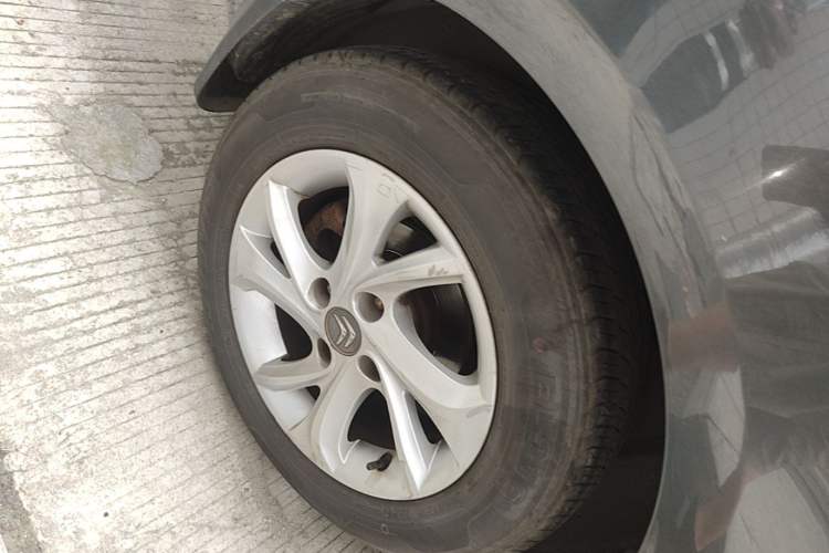 Used Citroen Elysee 2014 1.6L Manual Comfort Model Right Rear Wheel Hub