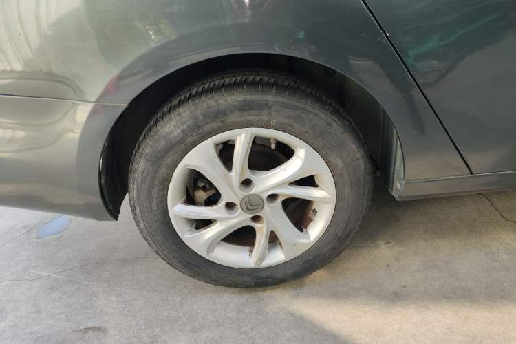 Used Citroen Elysee 2014 1.6L Manual Fashion Edition Right Rear Wheel Hub