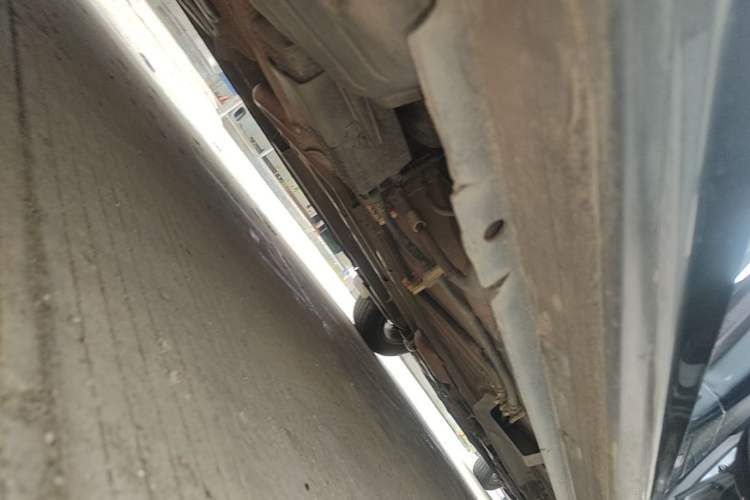 Used Citroen Elysee 2014 1.6L Manual Comfort Model Right Side Sill
