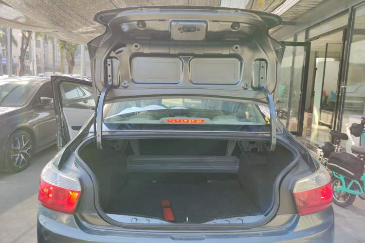 Used Citroen Elysee 2014 1.6L Manual Fashion Edition Trunk