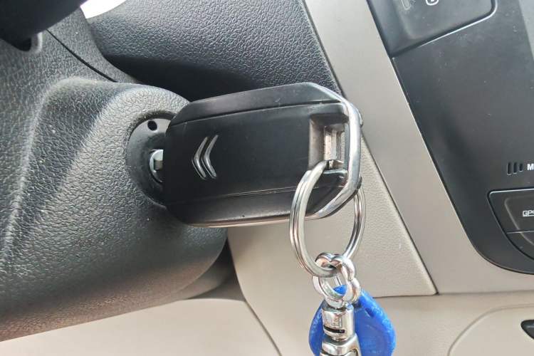 Used Citroen Elysee 2014 1.6L Automatic Fashion Model Vehicle Key