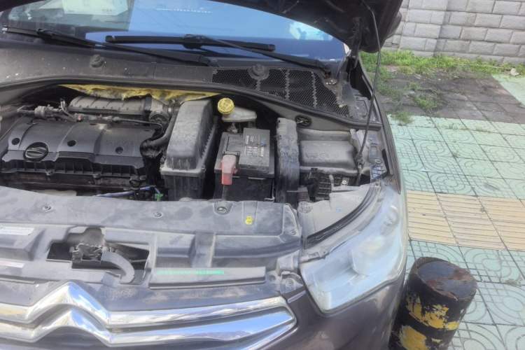 Used Citroen Elysee 2014 1.6L Manual Fashion Edition Engine Bay Left