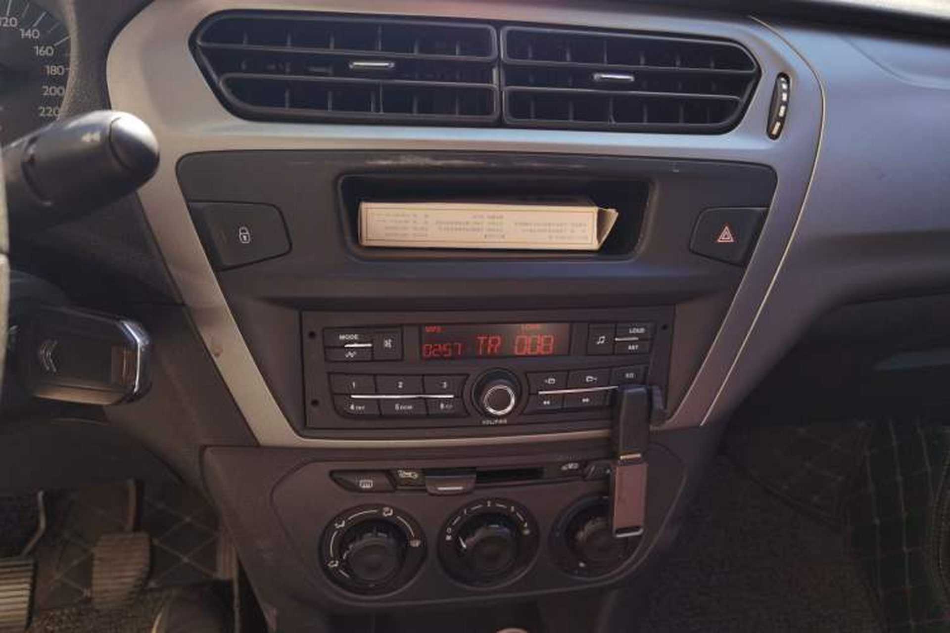 Used Citroen Elysee 2014 1.6L Manual Fashion Edition Audio And AC Panel