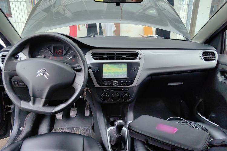 Used Citroen Elysee 2014 1.6L Manual Fashion Edition Center Console