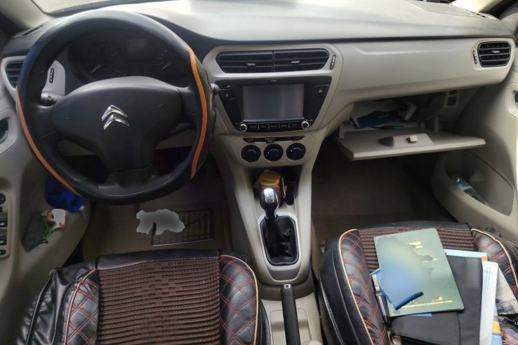 Used Citroen Elysee 2014 1.6L Manual Fashion Edition Center Console
