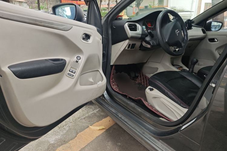 Used Citroen Elysee 2014 1.6L Manual Comfort Model Driver Seat