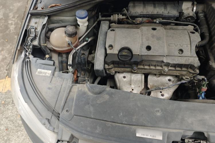 Used Citroen Elysee 2014 1.6L Manual Comfort Model Engine Bay Right